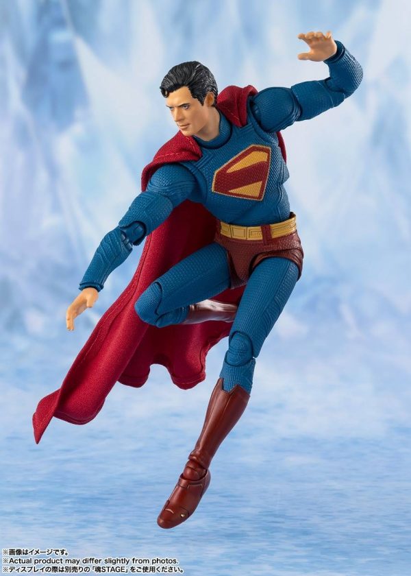 S.H.FIGUARTS: Superman - Image 4